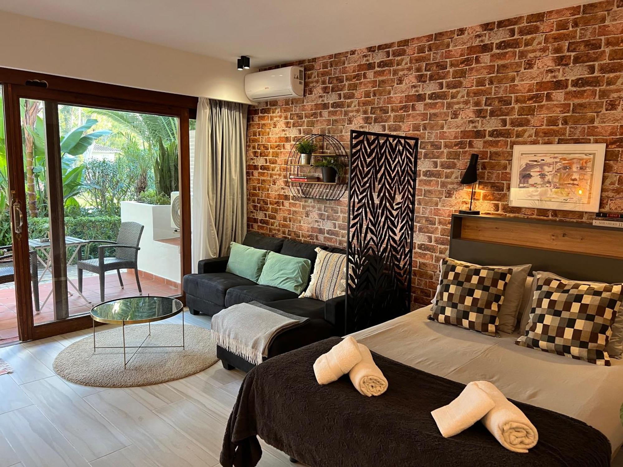 Puerto Banus Pol Suite Y Hada Suite Marbella Exterior photo